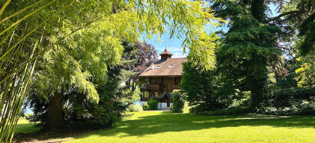 Hidden Gem by Lake Geneva - Domaine Les Cedres du Leman