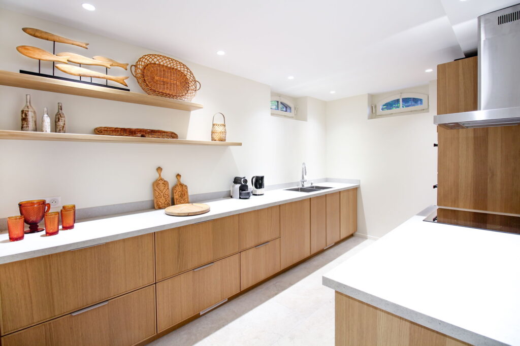 Summer Kitchen on Garden level - Domaine Les Cedres du Leman